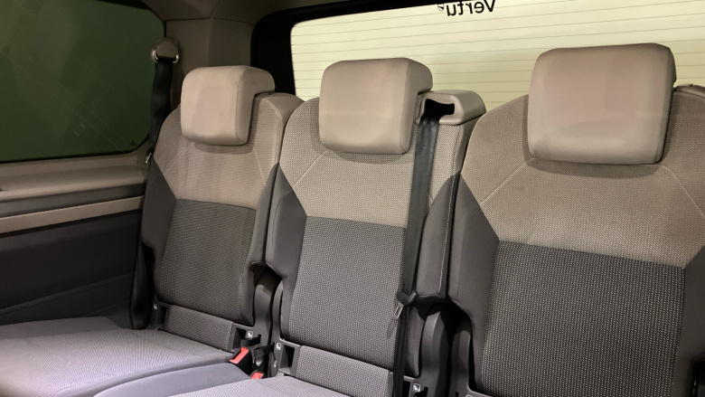 Volkswagen Multivan 2.0 TDI Life 5dr DSG Diesel Estate